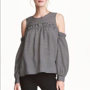 🔥4 Items for$25 Cold Shoulder blouse